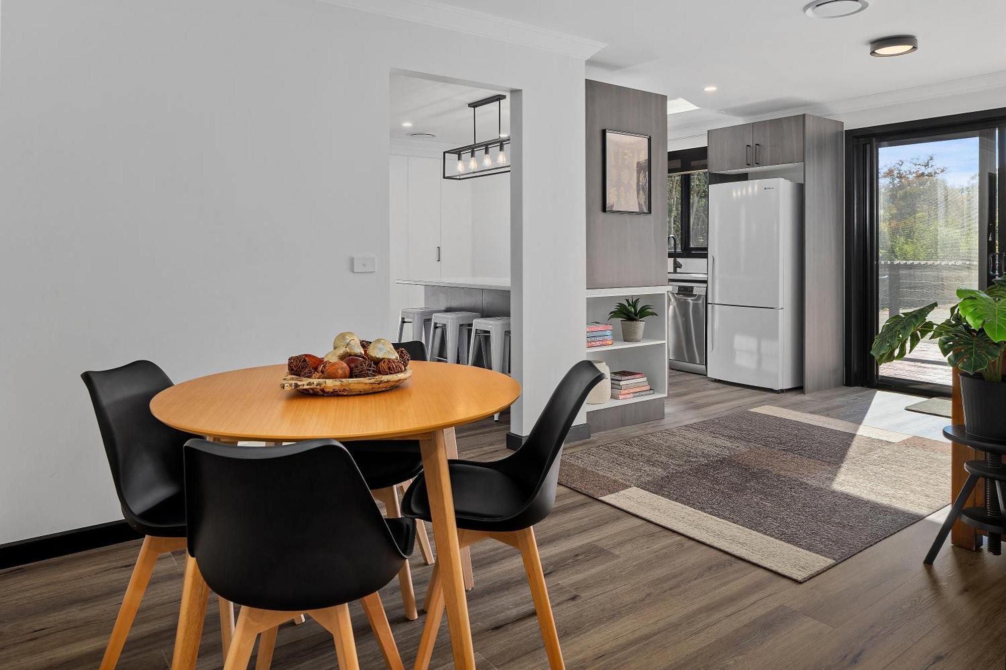Yarra Gables 4*